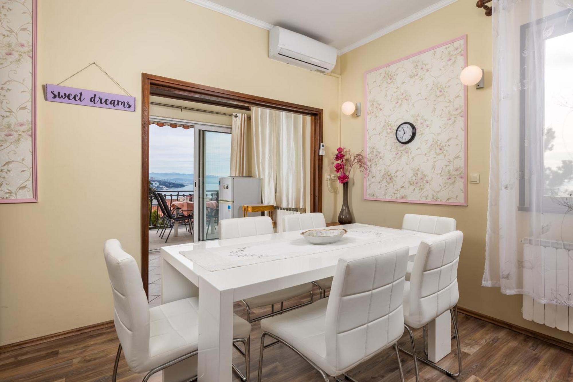 Camelia & Martina Apartments Опатія Екстер'єр фото
